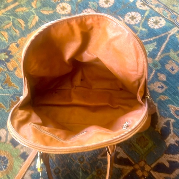 Lovely and practical cross body/top handle purse. - Picture 5 of 5